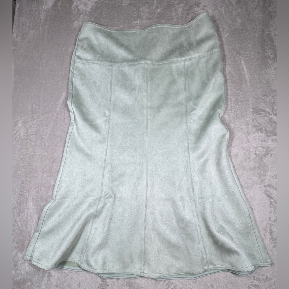 NWT Ann Taylor Faux Suede Light Sage Green Trumpet Midi Western Skirt Size 10